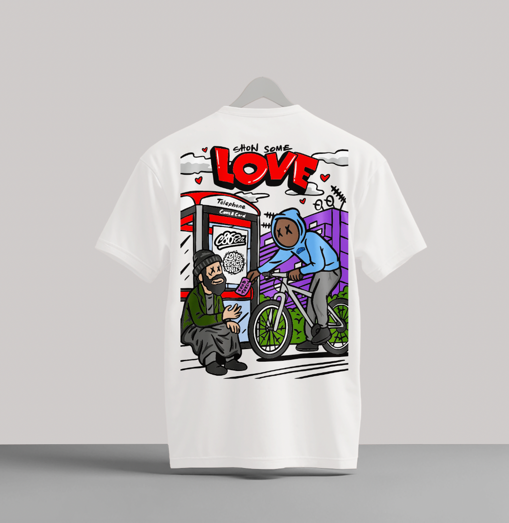 SHOW MORE LOVE signature  T-shirt